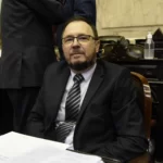 Propietarios de taxis irrumpieron con violencia en el Concejo Deliberante