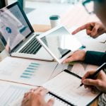 Un cajero fue detenido por desviar las ganancias a su cuenta personal