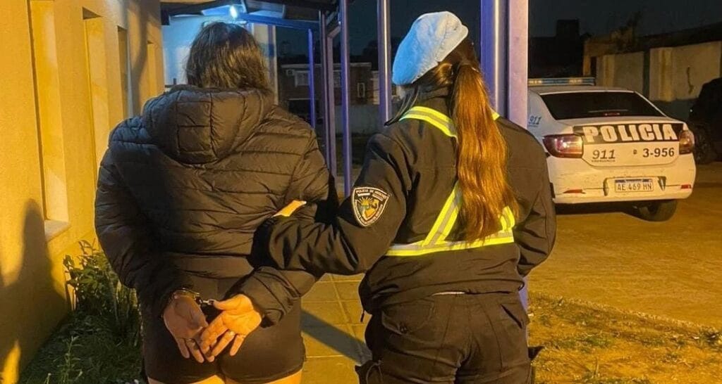 Intentó robar una camioneta en Posadas y fue detenida gracias a las cámaras del 911