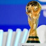 Posadas: egresados quedaron fuera del colegio y reclaman motivos