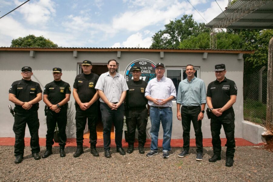 Passalacqua inauguró el 911 en Alem y amplió la red de videovigilancia